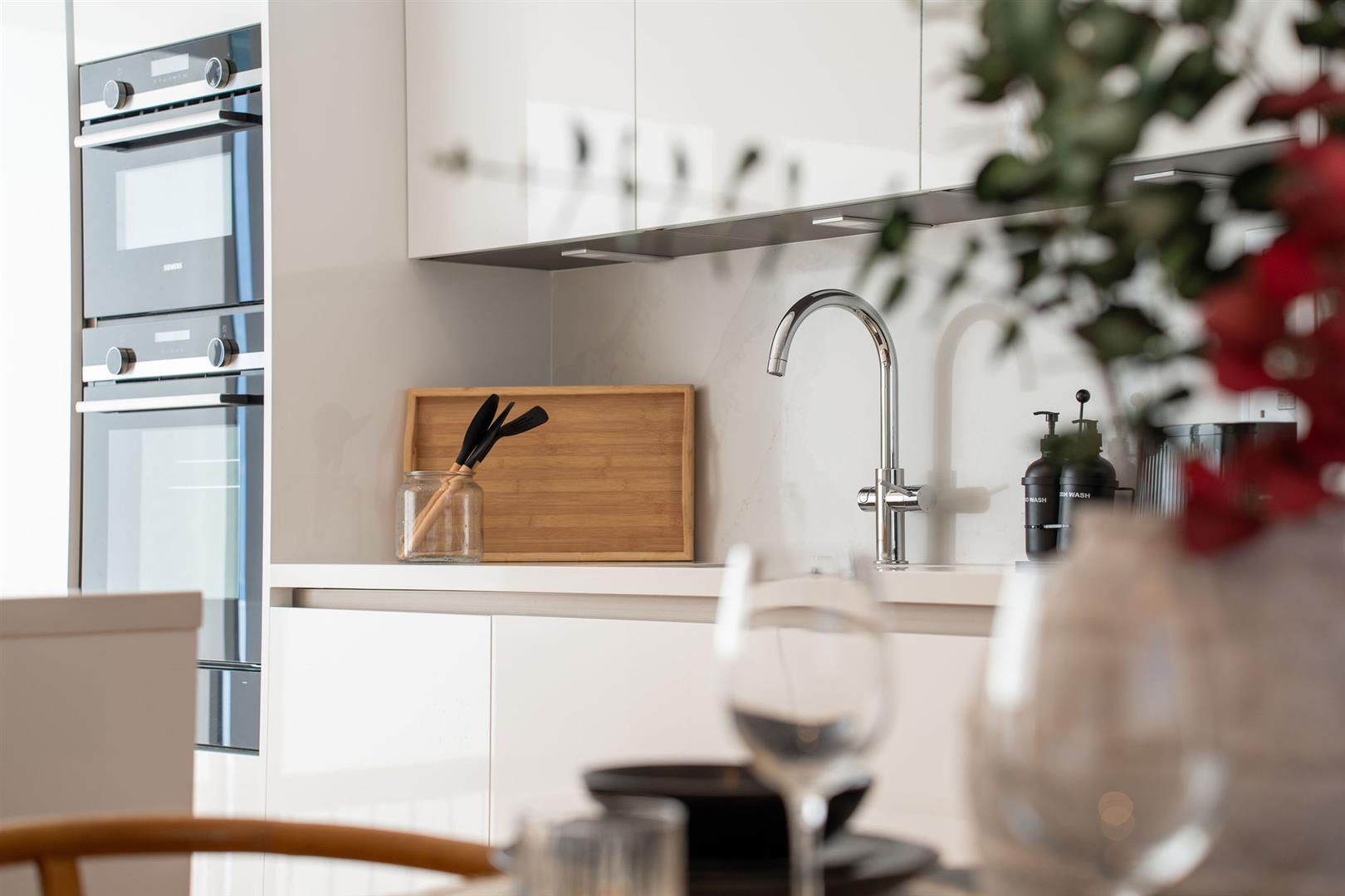 Image of House - 5 Bedrooms - 6 Bathrooms for Sale in North Gorge-Gibraltar, Image 4